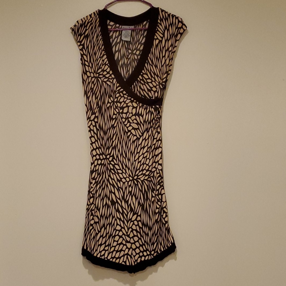 ♡ Womans wrap dress size medium